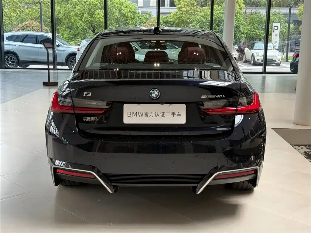 BMW i3 2024 — фото 4