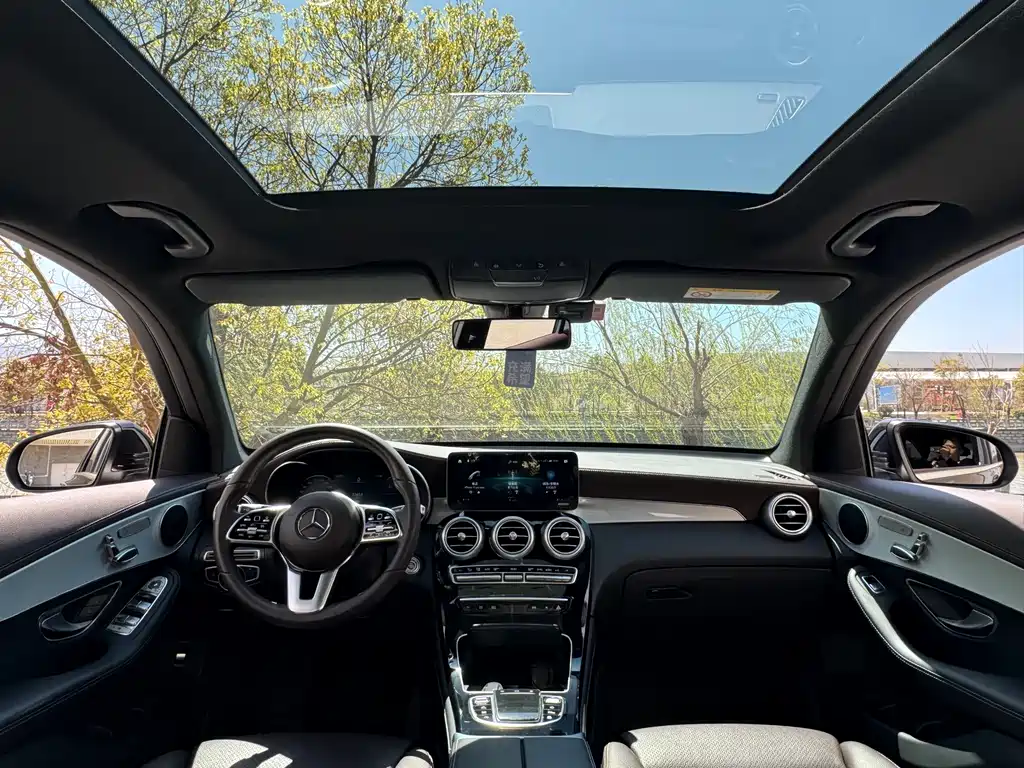 Mercedes-Benz GLC 2022 — фото 16