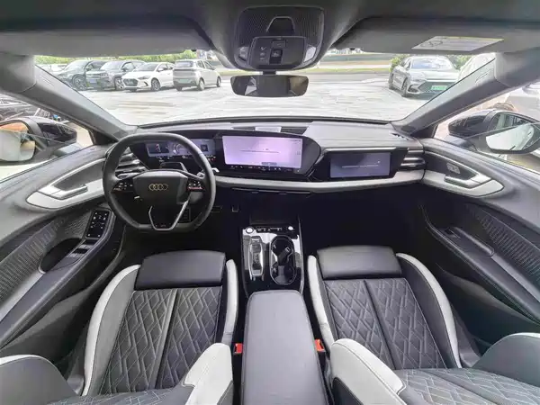 Audi A5L 2025
