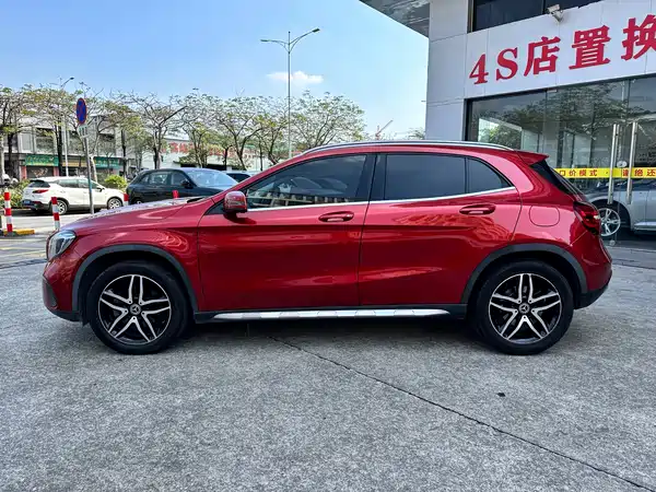 Mercedes-Benz GLA 2018