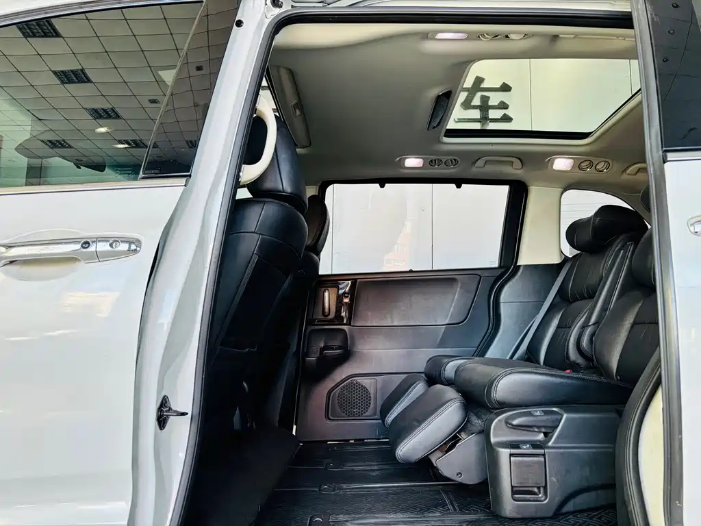 Honda Odyssey 2019 — фото 13