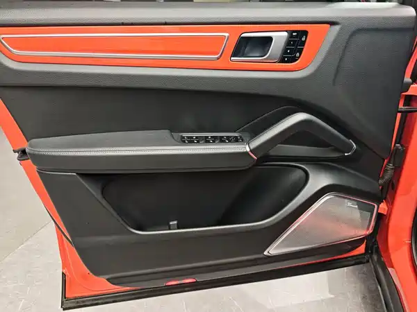 Porsche Cayenne 2021