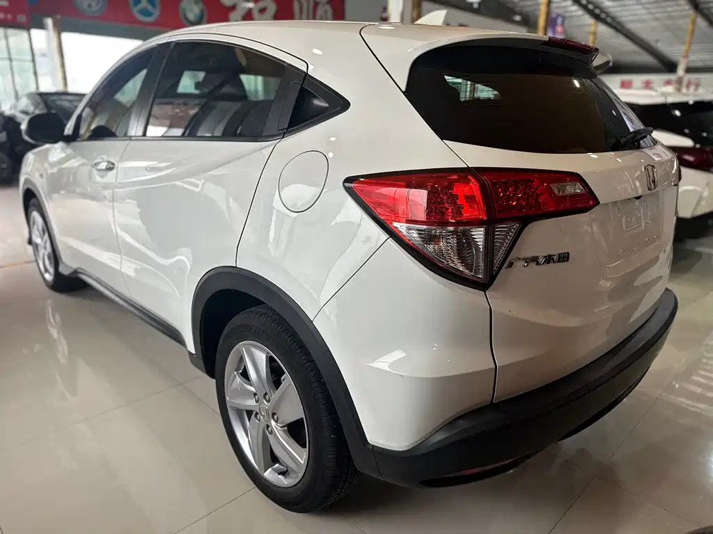 Honda Vezel 2022 — фото 5
