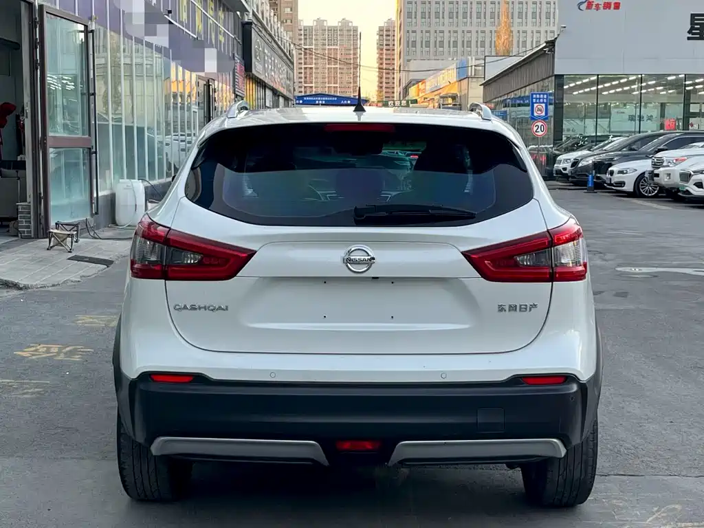 Nissan Qashqai 2022 — фото 8