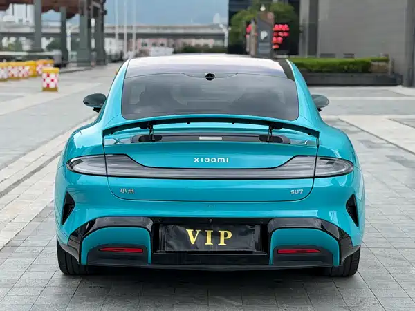 Xiaomi SU7 2025