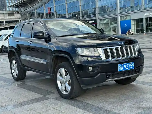 Jeep Grand Cherokee 2011