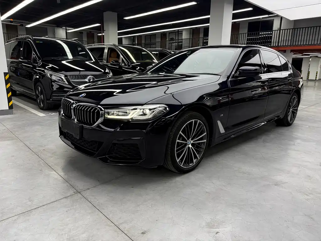 BMW 5 Series 2023