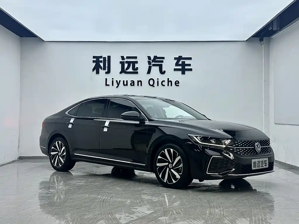 Volkswagen Passat 2022