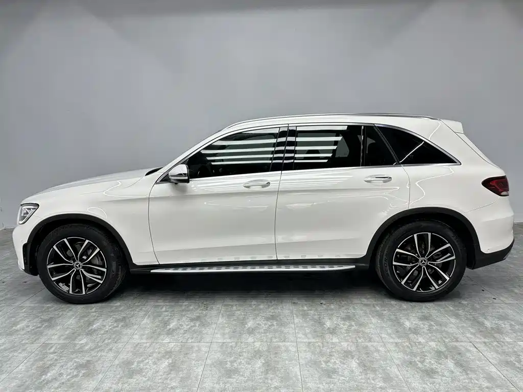 Mercedes-Benz GLC 2021 — фото 23