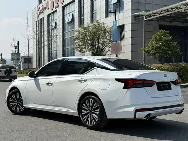 Nissan Teana 2025