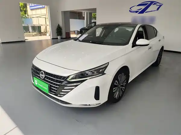 Nissan Teana 2022