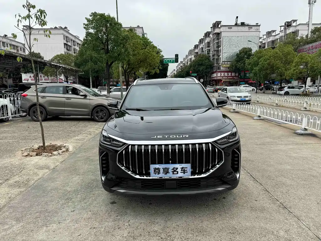 Jetour X70 PLUS 2025