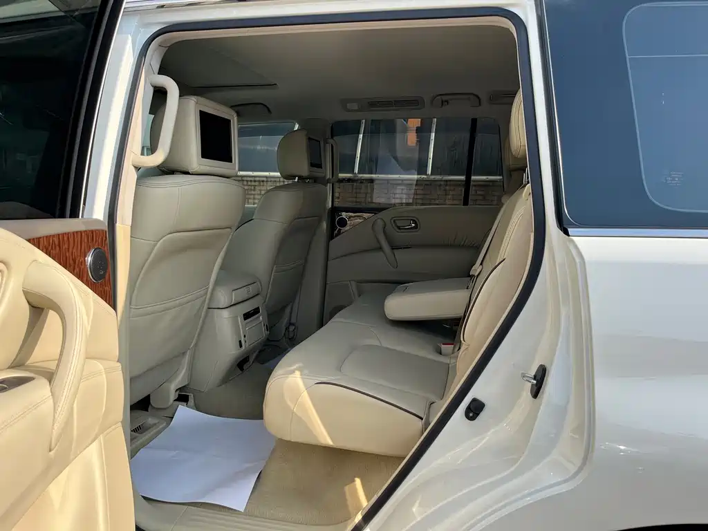 Nissan Patrol 2019 — фото 17