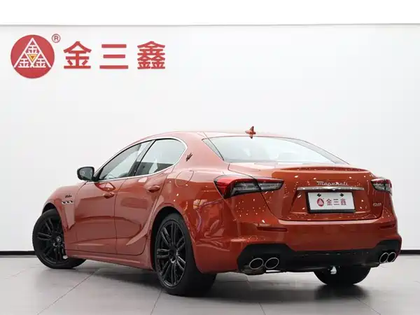 Maserati Ghibli 2022