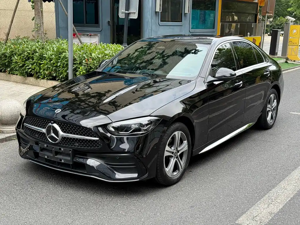 Mercedes-Benz C-Class 2022 — фото 1