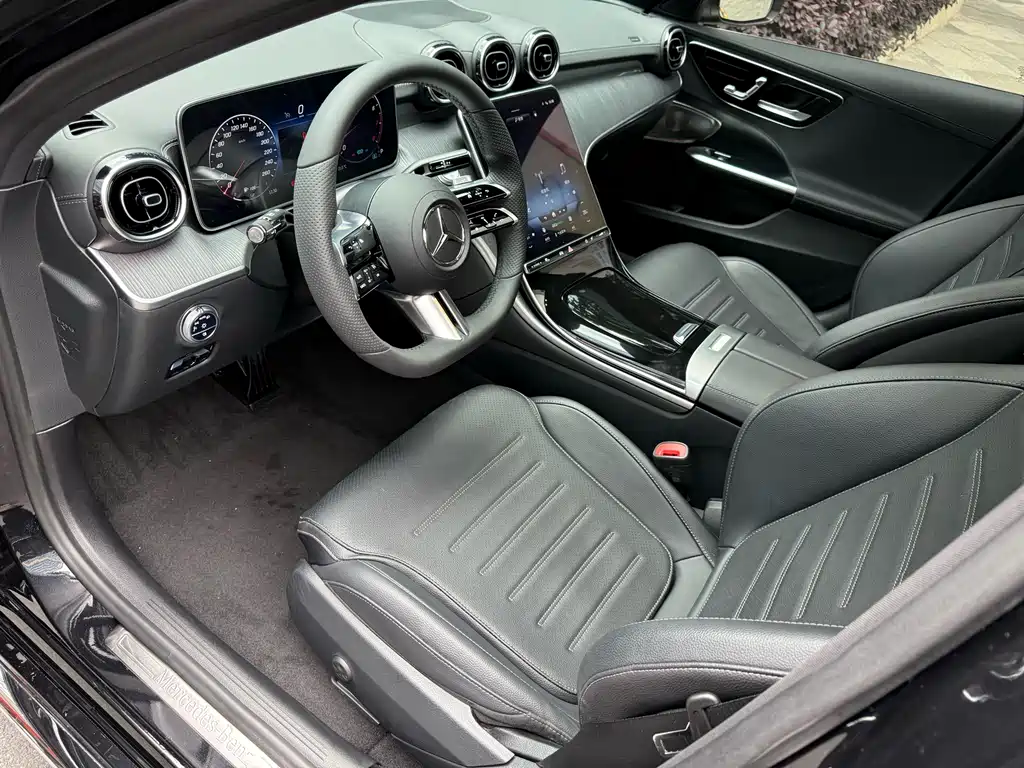 Mercedes-Benz C-Class 2022 — фото 7