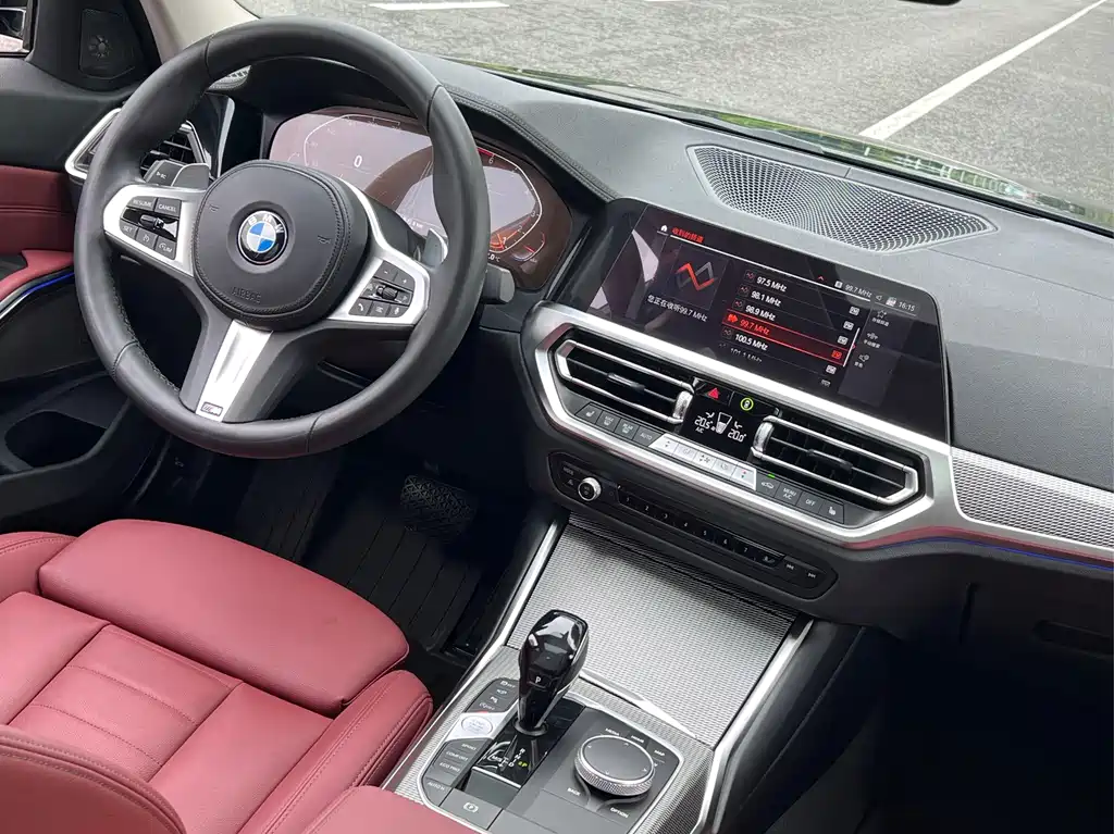 BMW 3 Series 2021 — фото 12