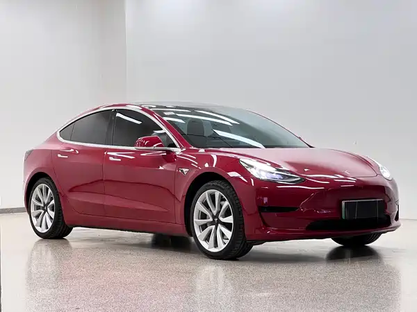 Tesla Model 3 2020