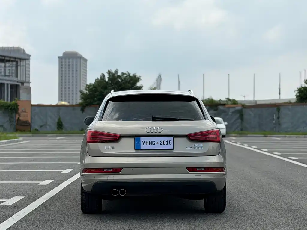 Audi Q3 2018 — фото 17