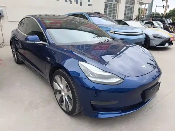 Tesla Model 3 2019