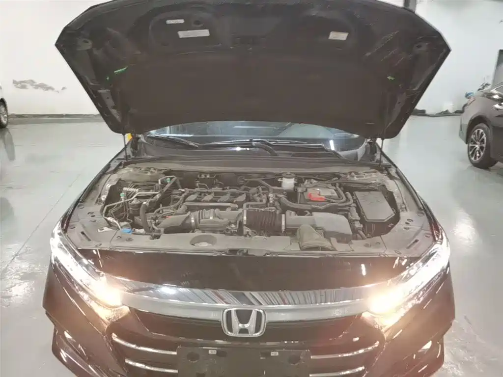 Honda Accord 2023 — фото 20