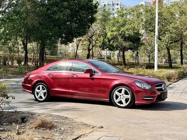 Mercedes-Benz CLS 2012