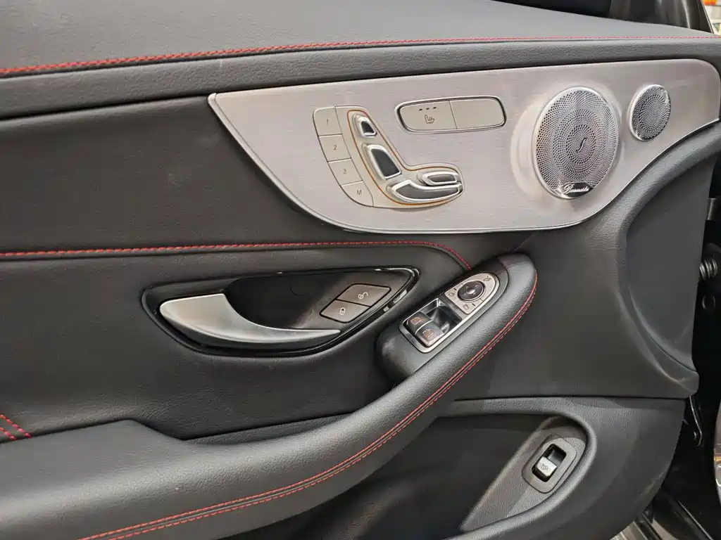 Mercedes-Benz C-Class AMG 2022 — фото 14