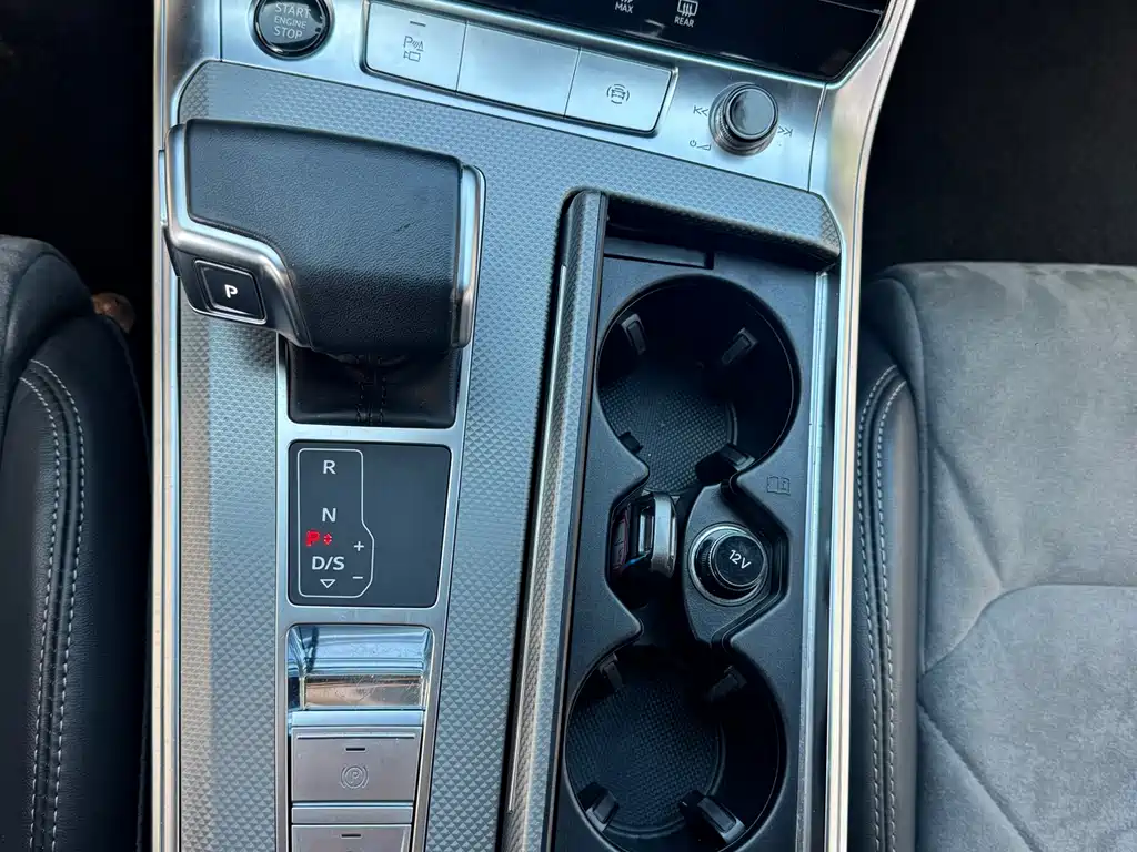 Audi A6L 2023 — фото 21