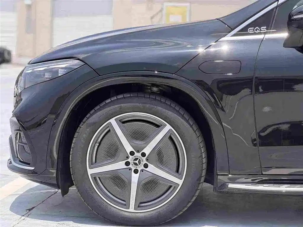 Mercedes-Benz EQS SUV 2026 — фото 11