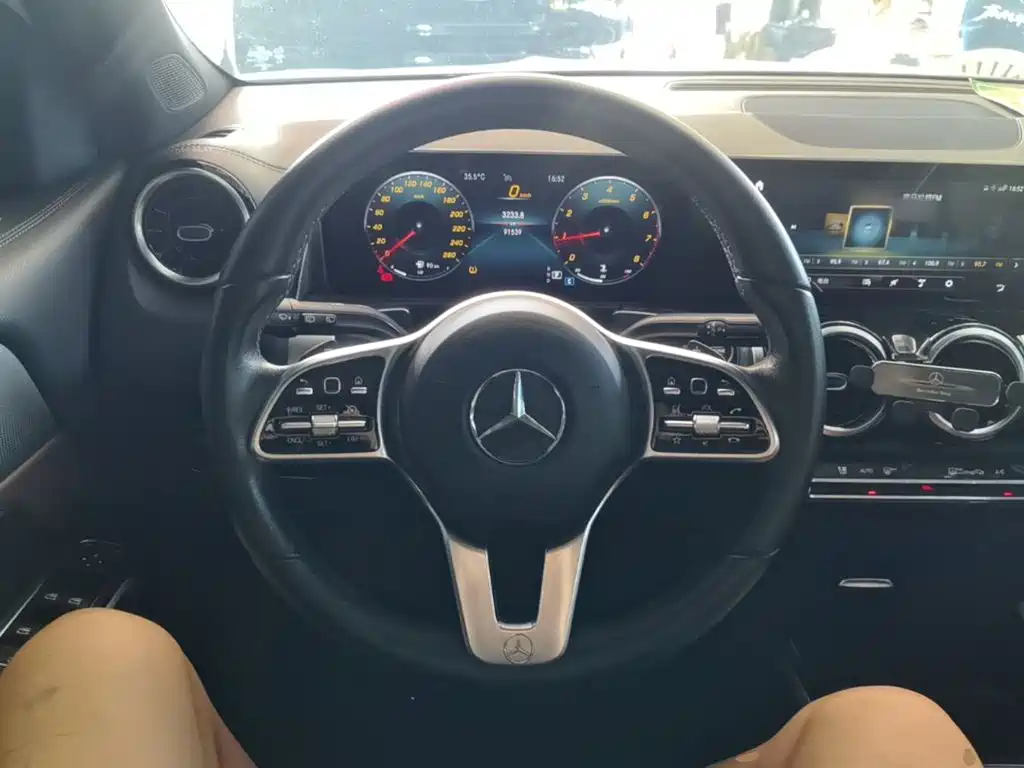 Mercedes-Benz GLB 2021 — фото 11
