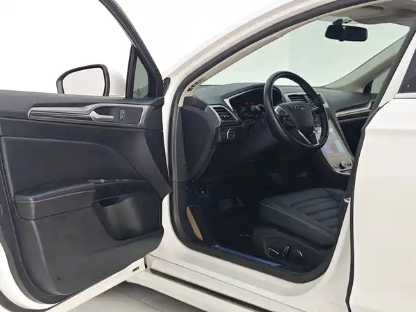 Ford Mondeo 2021