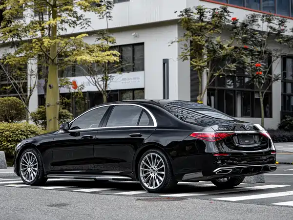 Mercedes-Benz S-Class 2023