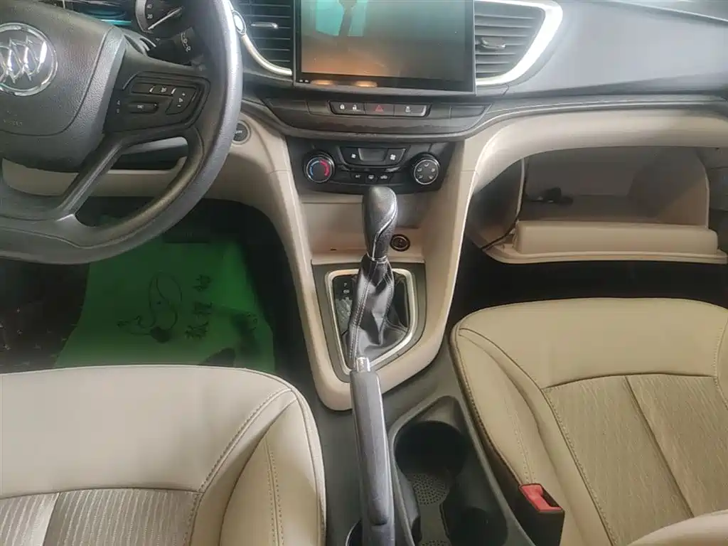 Buick Excelle 2017 — фото 14