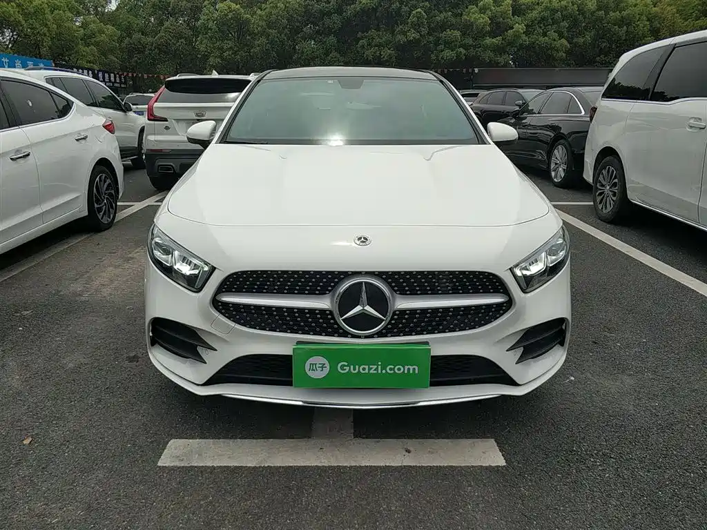 Mercedes-Benz A-Class 2023 — фото 3