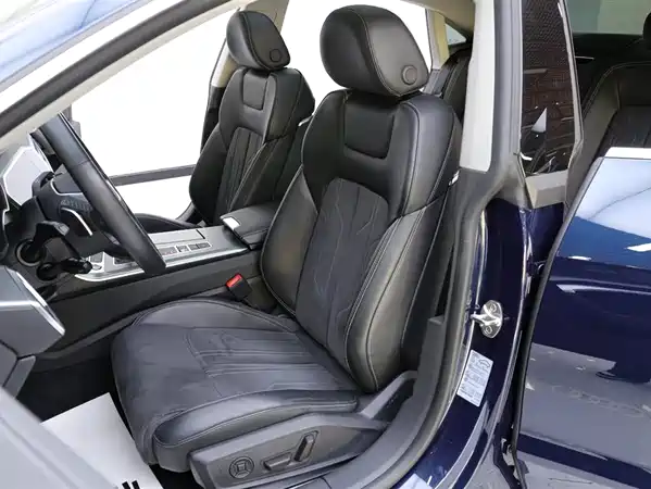 Audi A7L 2023