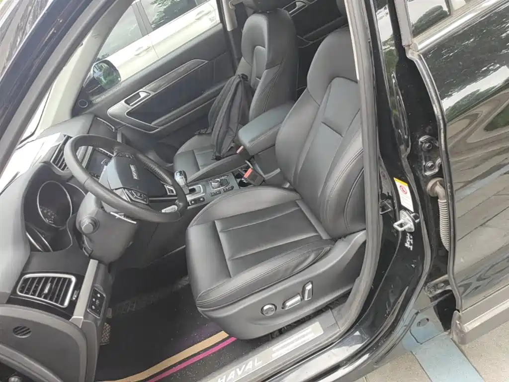 Haval H6 Coupe 2017 — фото 15