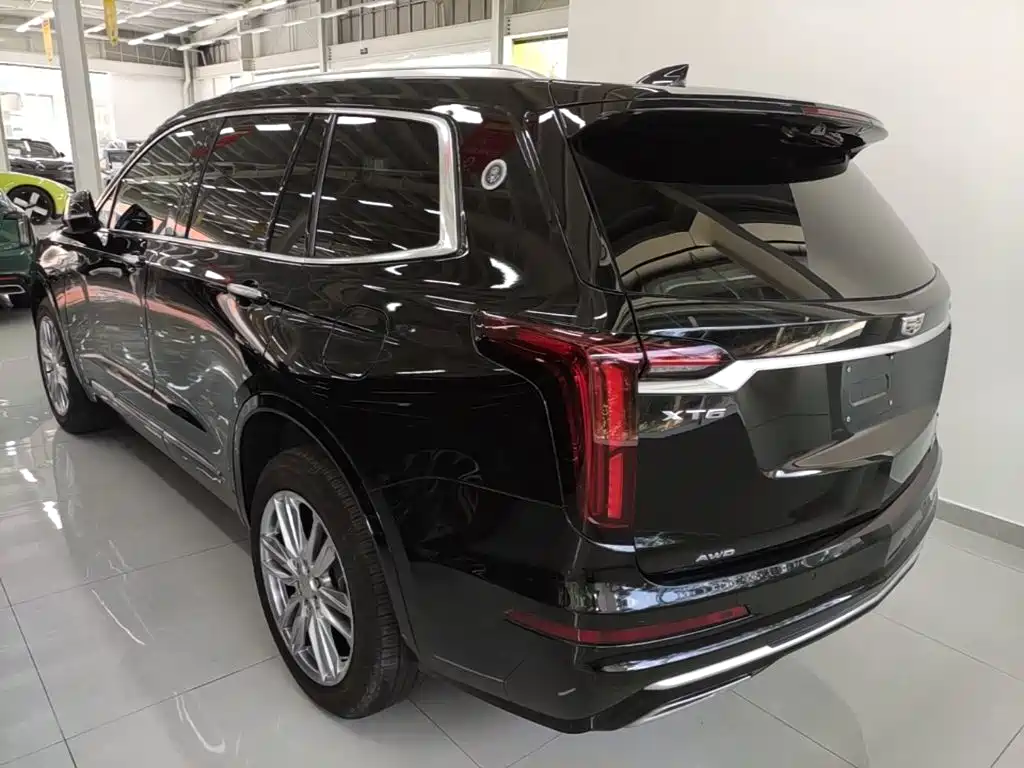 Cadillac XT6 2023 — фото 5