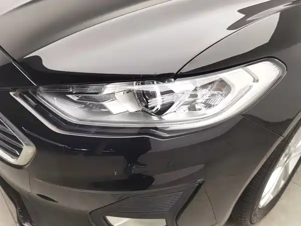 Ford Mondeo 2021