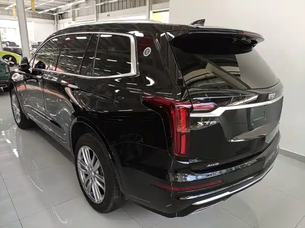 Cadillac XT6 2023