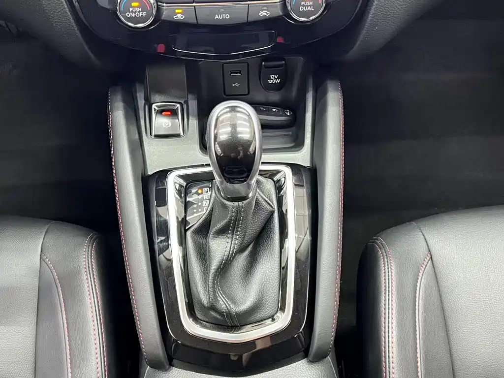 Nissan Qashqai 2023 — фото 12