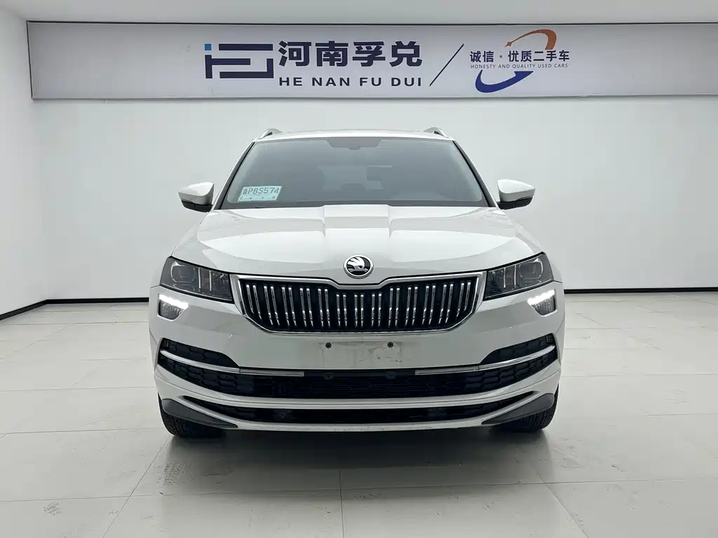 Skoda Karoq 2023 — фото 2