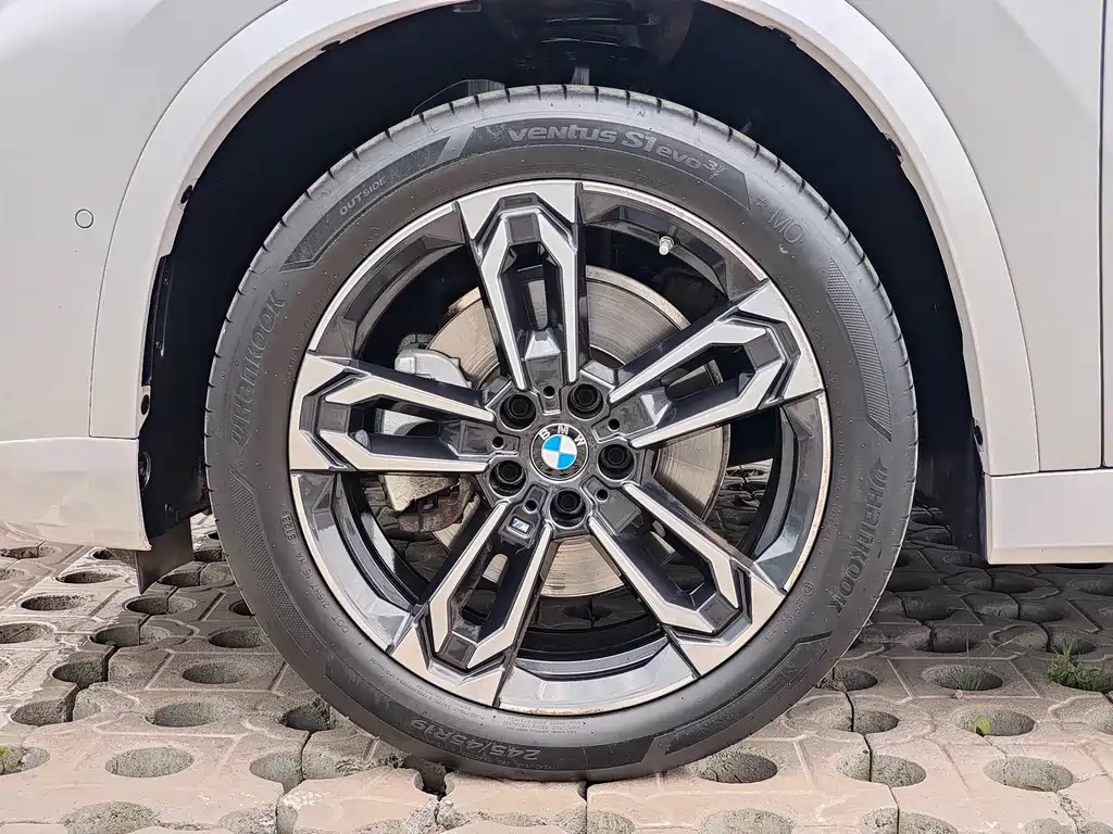 BMW X1 2024 — фото 4
