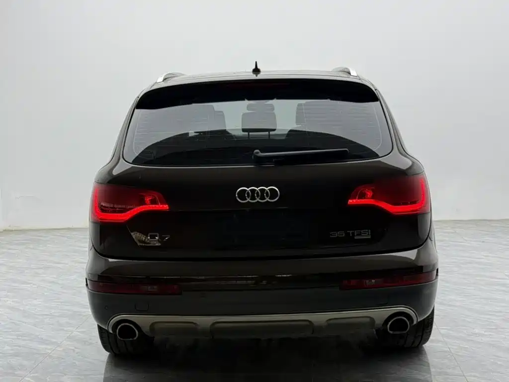 Audi Q7 2015 — фото 10