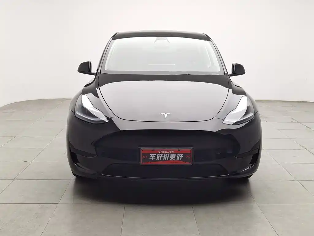 Tesla Model Y 2023 — фото 3