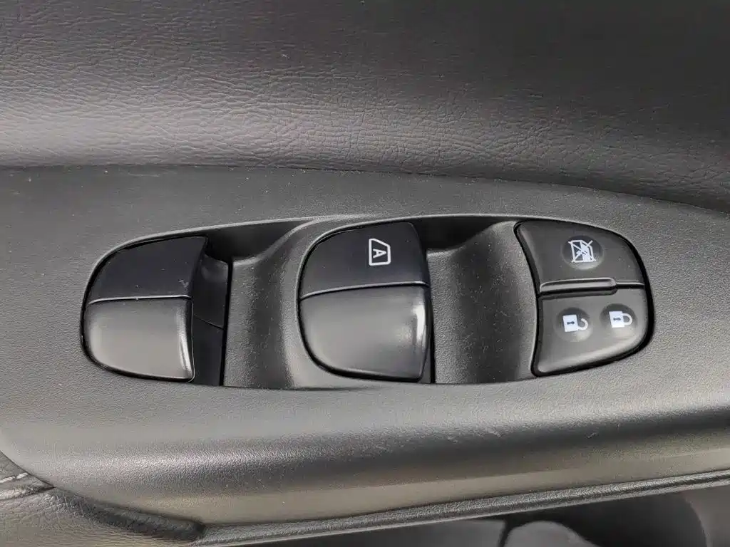 Nissan Sylphy 2018 — фото 9