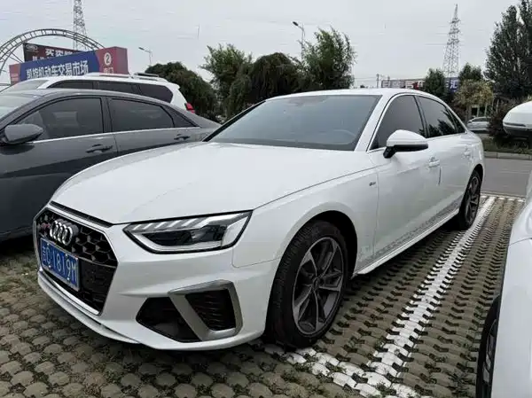 Audi A4L 2024