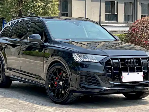 Audi Q7 2021