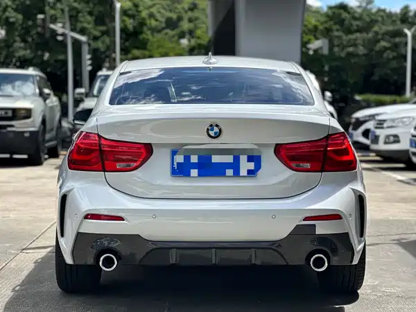 BMW 1 Series 2022