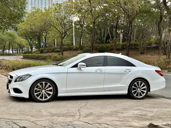 Mercedes-Benz CLS 2015