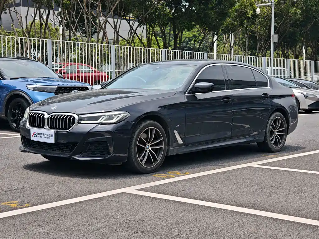 BMW 5 Series 2023
